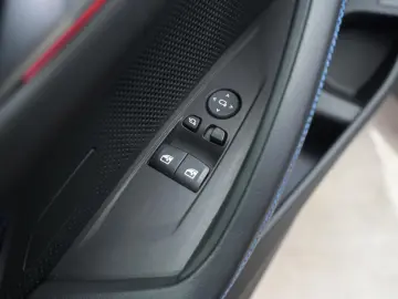 BMW 430 d xDrive Coupe M Sport Navi Temp Kamera Virt