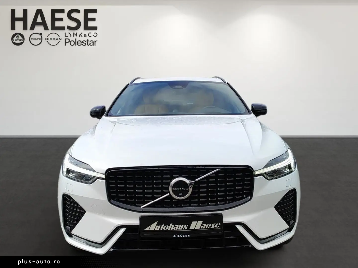 VOLVO XC60 B5 Ultra Dark AWD Luftfederung Bowers&Wilki