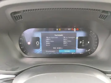 VOLVO XC60 B5 Ultra Dark AWD Luftfederung Bowers&Wilki