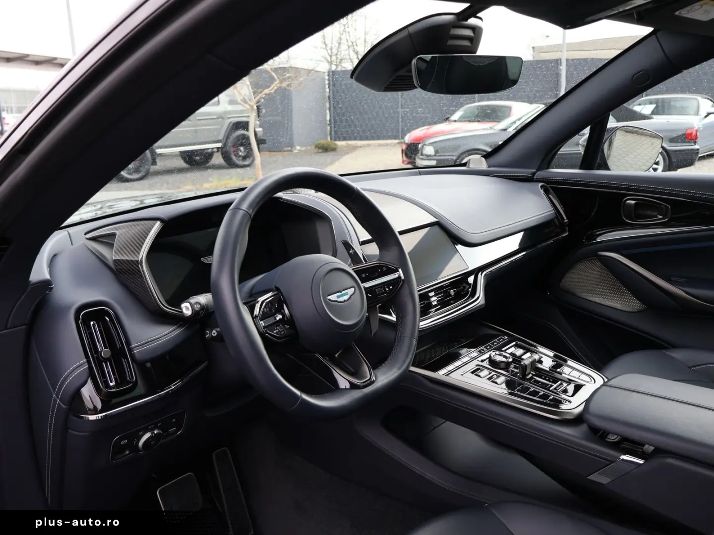 ASTON MARTIN DBX 707 FACELIFT-Pano-B&W-ACC