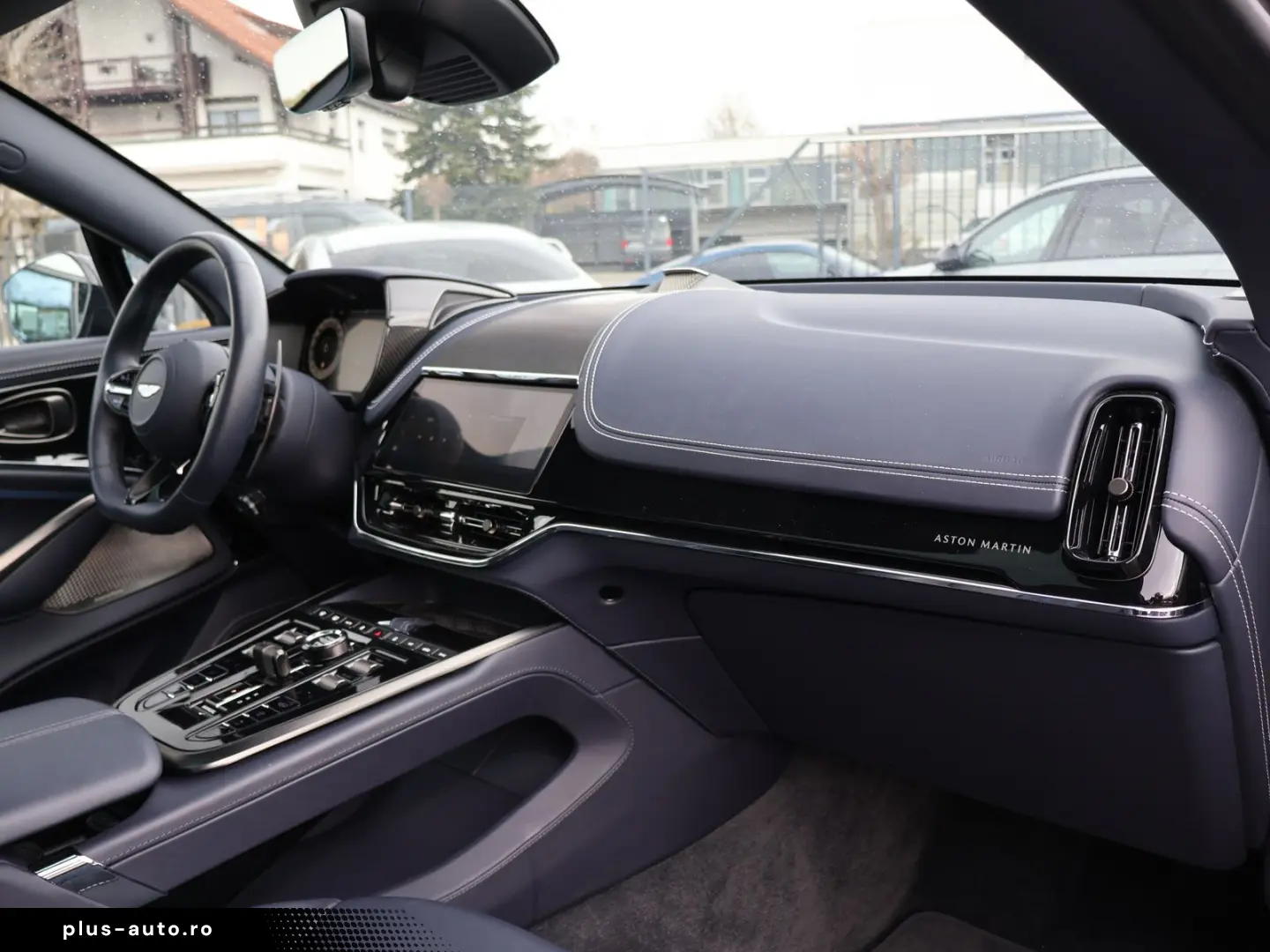 ASTON MARTIN DBX 707 FACELIFT-Pano-B&W-ACC