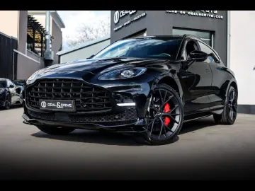ASTON MARTIN DBX 707 JET BLACK WARRANTY 12 27 CARBON 360 ACC