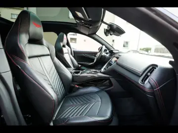 ASTON MARTIN DBX 707 JET BLACK WARRANTY 12 27 CARBON 360 ACC