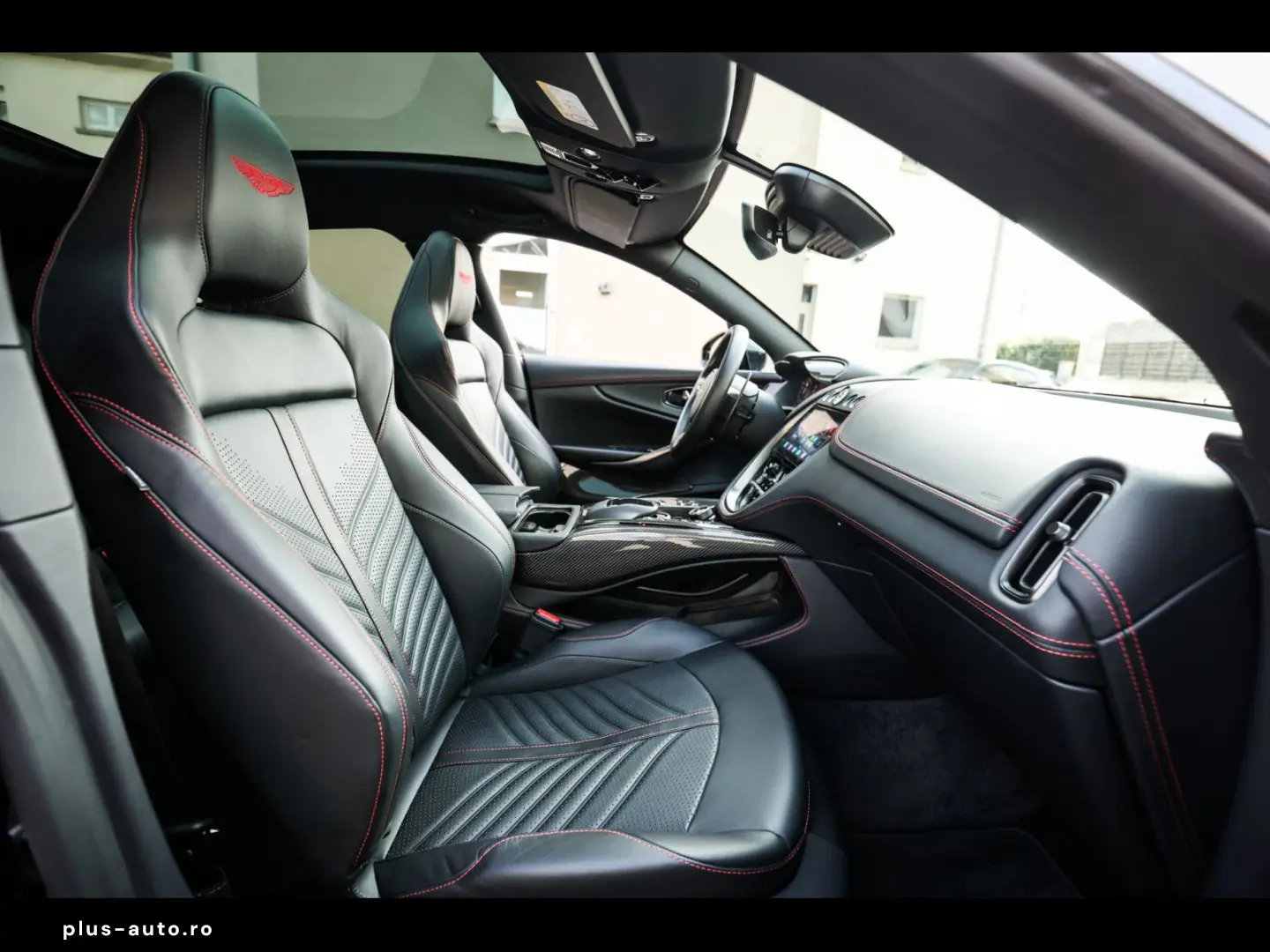 ASTON MARTIN DBX 707 JET BLACK WARRANTY 12 27 CARBON 360 ACC