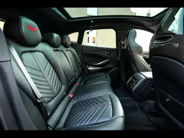 ASTON MARTIN DBX 707 JET BLACK WARRANTY 12 27 CARBON 360 ACC