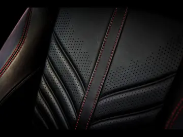 ASTON MARTIN DBX 707 JET BLACK WARRANTY 12 27 CARBON 360 ACC