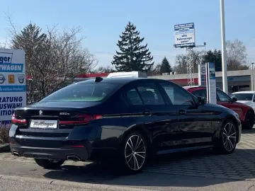 BMW 530e M Sport Leder KomfSitze Belüftung LiveProf