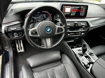 BMW 530e M Sport Leder KomfSitze Belüftung LiveProf
