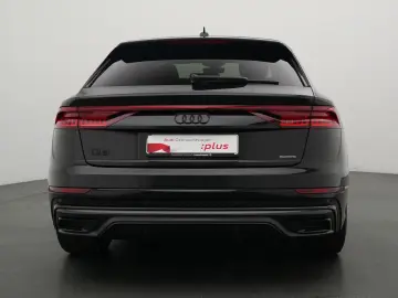 AUDI Q8 competition plus CARBON AHK LUFT RAUTE MATRIX