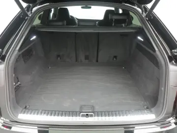 AUDI Q8 competition plus CARBON AHK LUFT RAUTE MATRIX