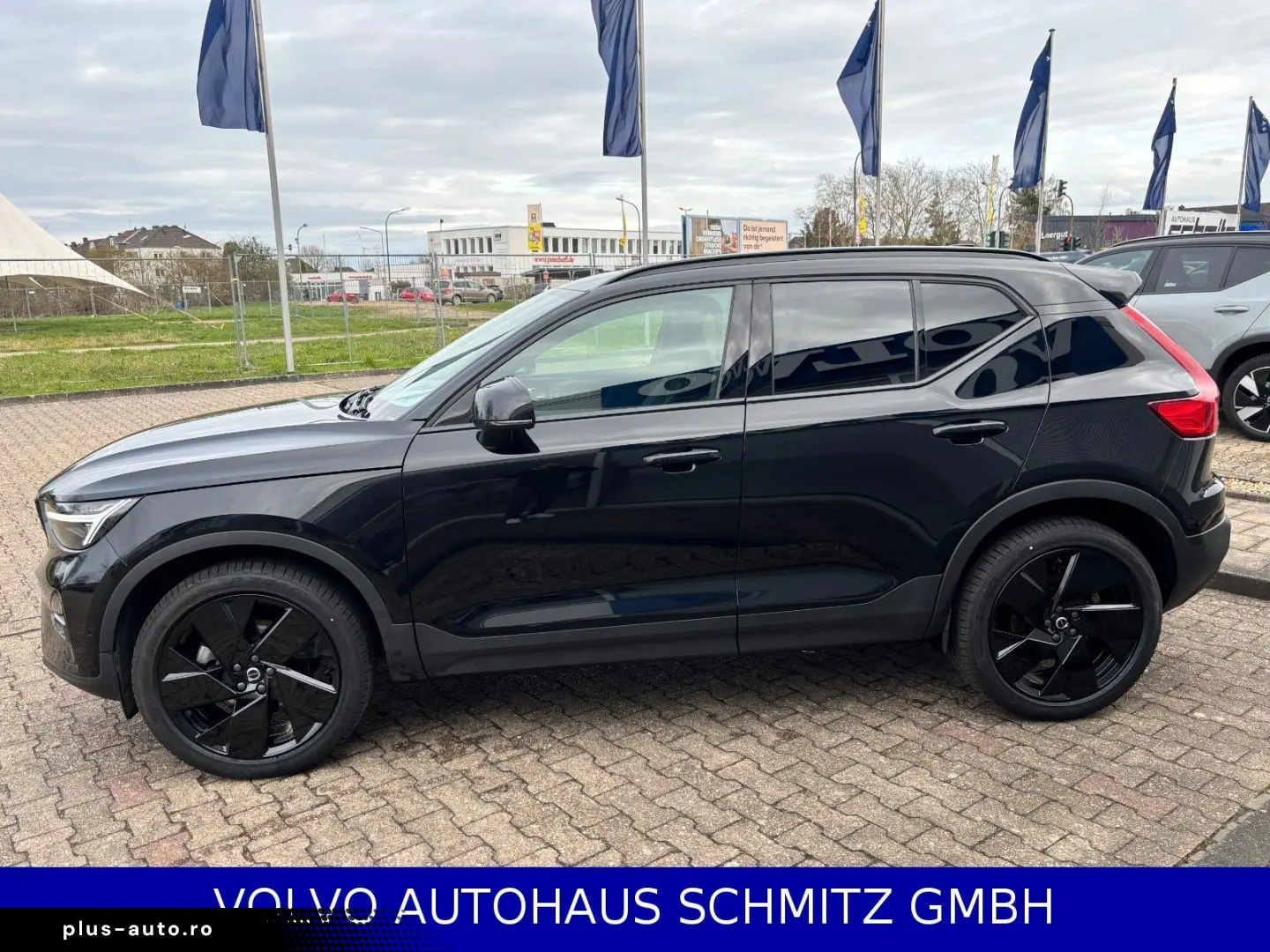 VOLVO XC40 Ultra Black Edition AHK Textil Microtec