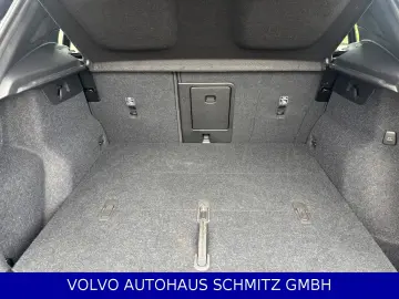 VOLVO XC40 Ultra Black Edition AHK Textil Microtec