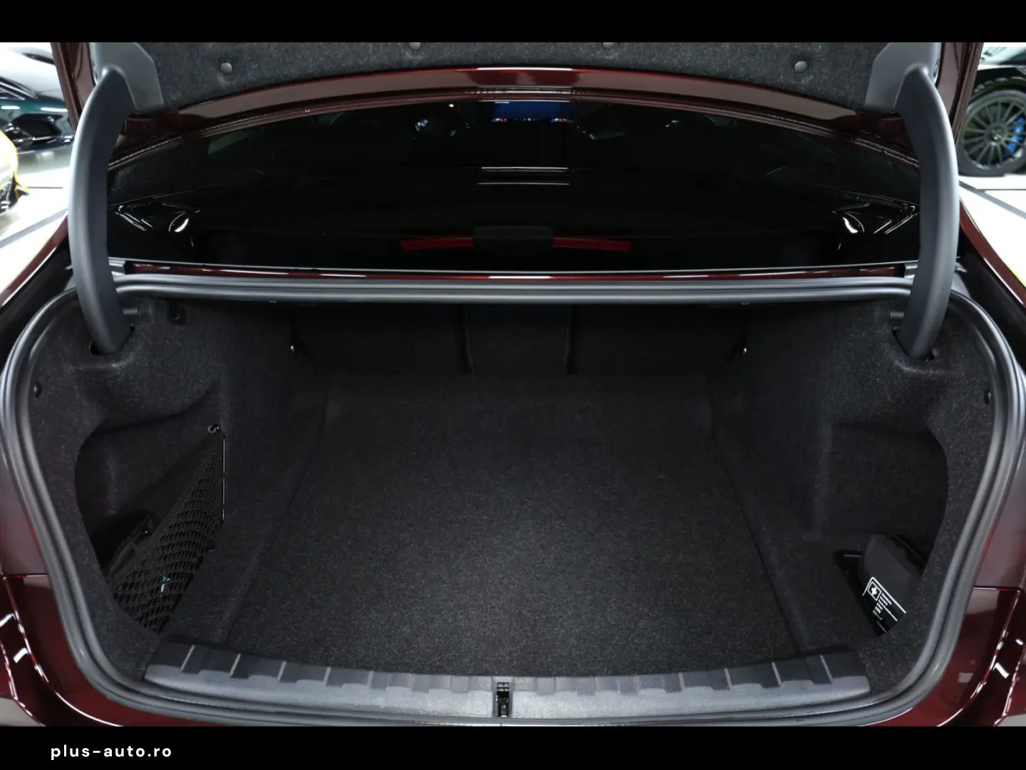 BMW M3 COMPETITION BERLINE MADEIRA RED INDIVIDUAL