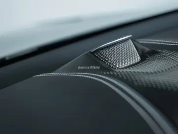 ASTON MARTIN 4.0 V8 DBX707 2025 Full Options