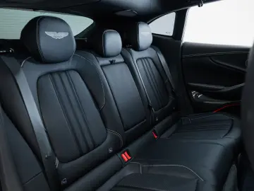 ASTON MARTIN 4.0 V8 DBX707 2025 Full Options