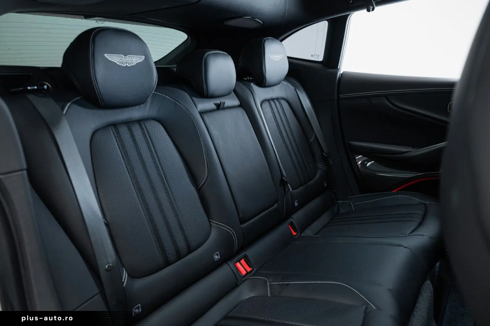 ASTON MARTIN 4.0 V8 DBX707 2025 Full Options