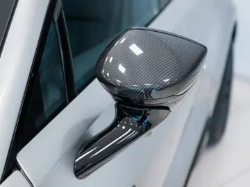 ASTON MARTIN 4.0 V8 DBX707 2025 Full Options