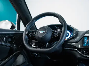 ASTON MARTIN 4.0 V8 DBX707 25MY Full Options Bowers &hellip;