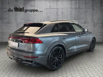 AUDI Q8 50 TDI quattro S line AHK Laserlicht Pano