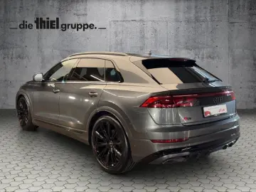 AUDI Q8 50 TDI quattro S line AHK Laserlicht Pano
