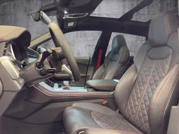 AUDI Q8 50 TDI quattro S line AHK Laserlicht Pano