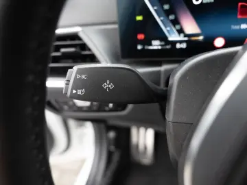 BMW 320d M-Sport FACEL. LED ACC NAVI H K KAMERA SHZ