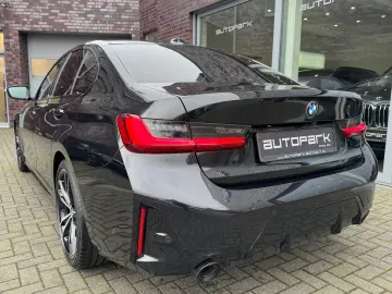BMW 320dxDrive Lim M Sport Innovation HUD DAProf h k