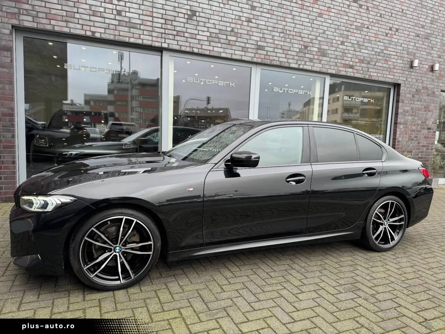 BMW 320dxDrive Lim M Sport Innovation HUD DAProf h k