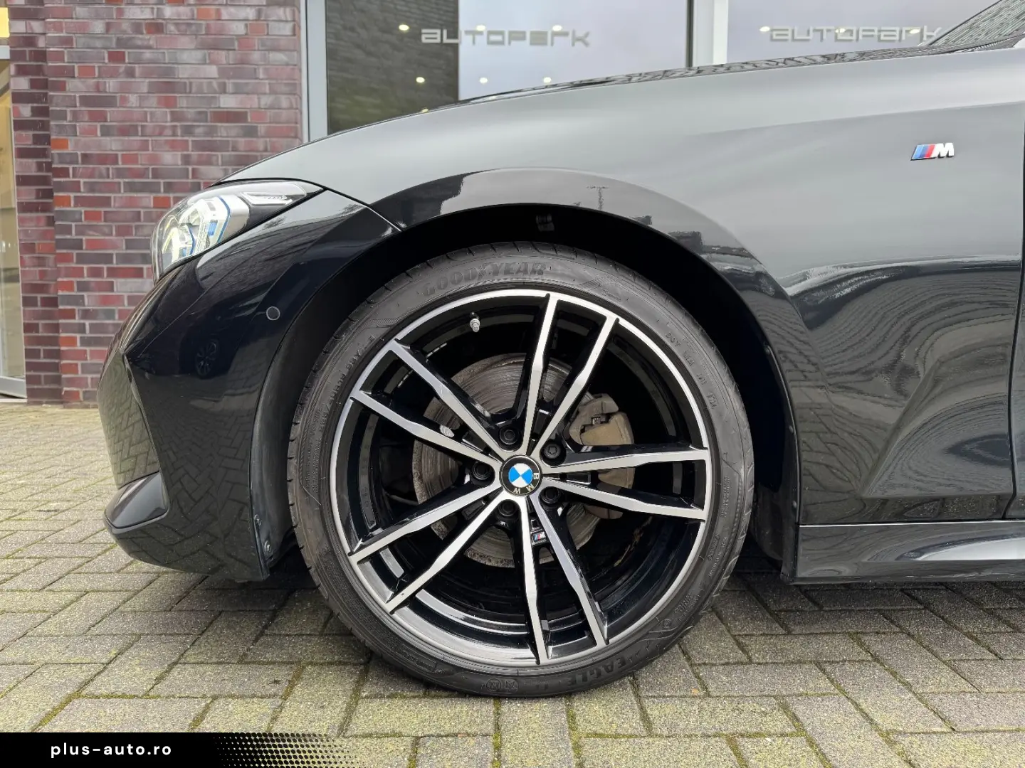 BMW 320dxDrive Lim M Sport Innovation HUD DAProf h k