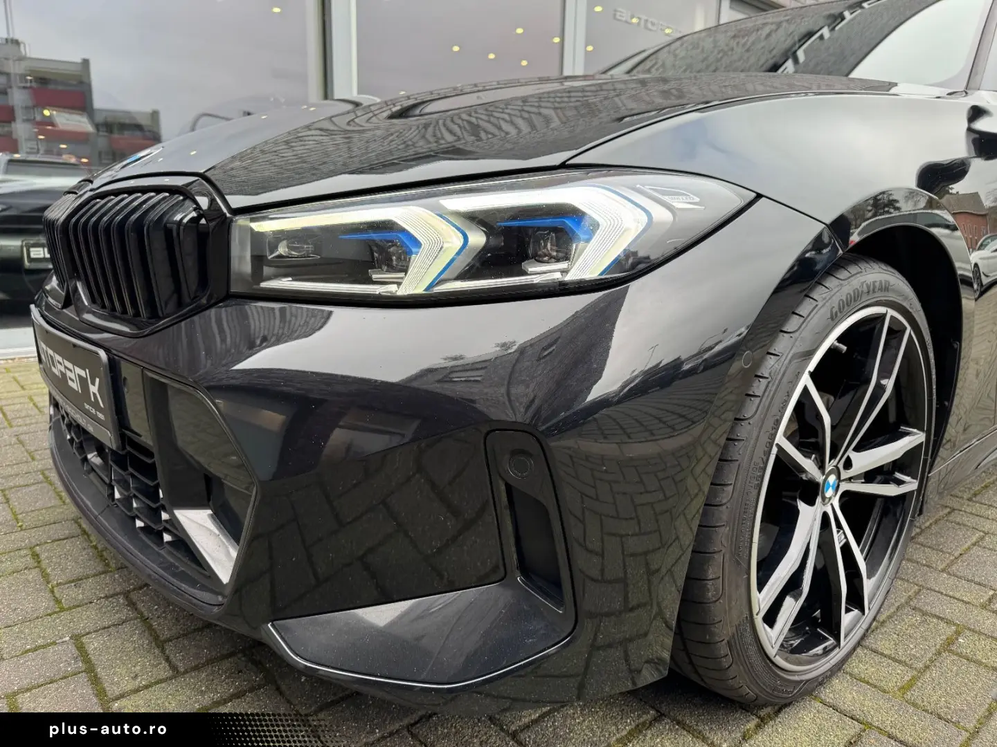 BMW 320dxDrive Lim M Sport Innovation HUD DAProf h k