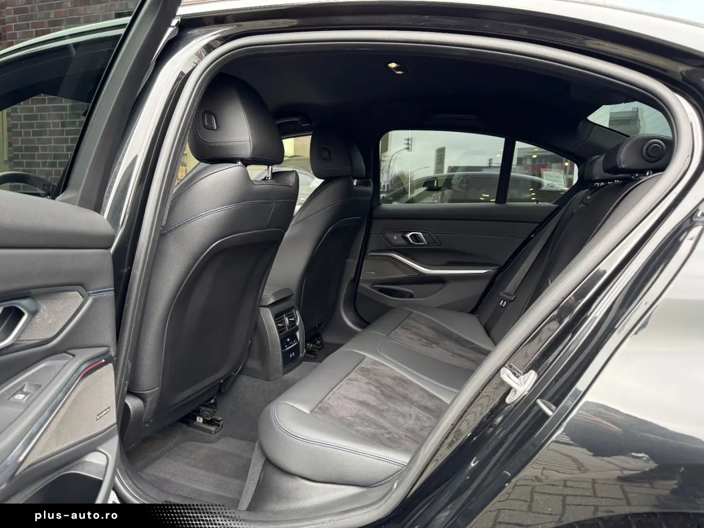 BMW 320dxDrive Lim M Sport Innovation HUD DAProf h k