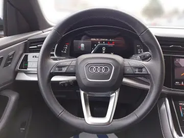 AUDI Q8 45 TDI