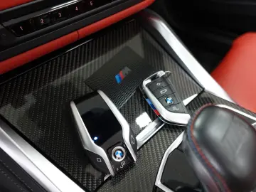 BMW M4 Cabrio xDrive Competition  Carbon  1. H  19%