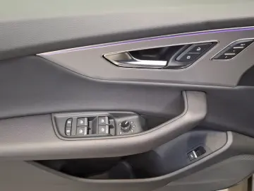 AUDI Q8 SUV 55 TFSI quattro