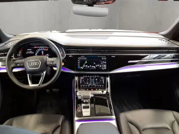 AUDI Q8 SUV 55 TFSI quattro