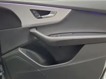 AUDI Q8 SUV 55 TFSI quattro