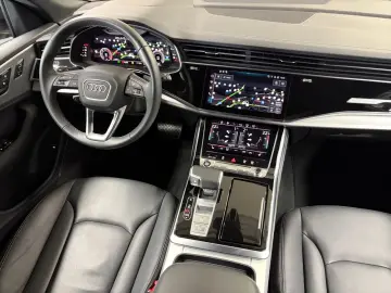 AUDI Q8 45 TDI quattro