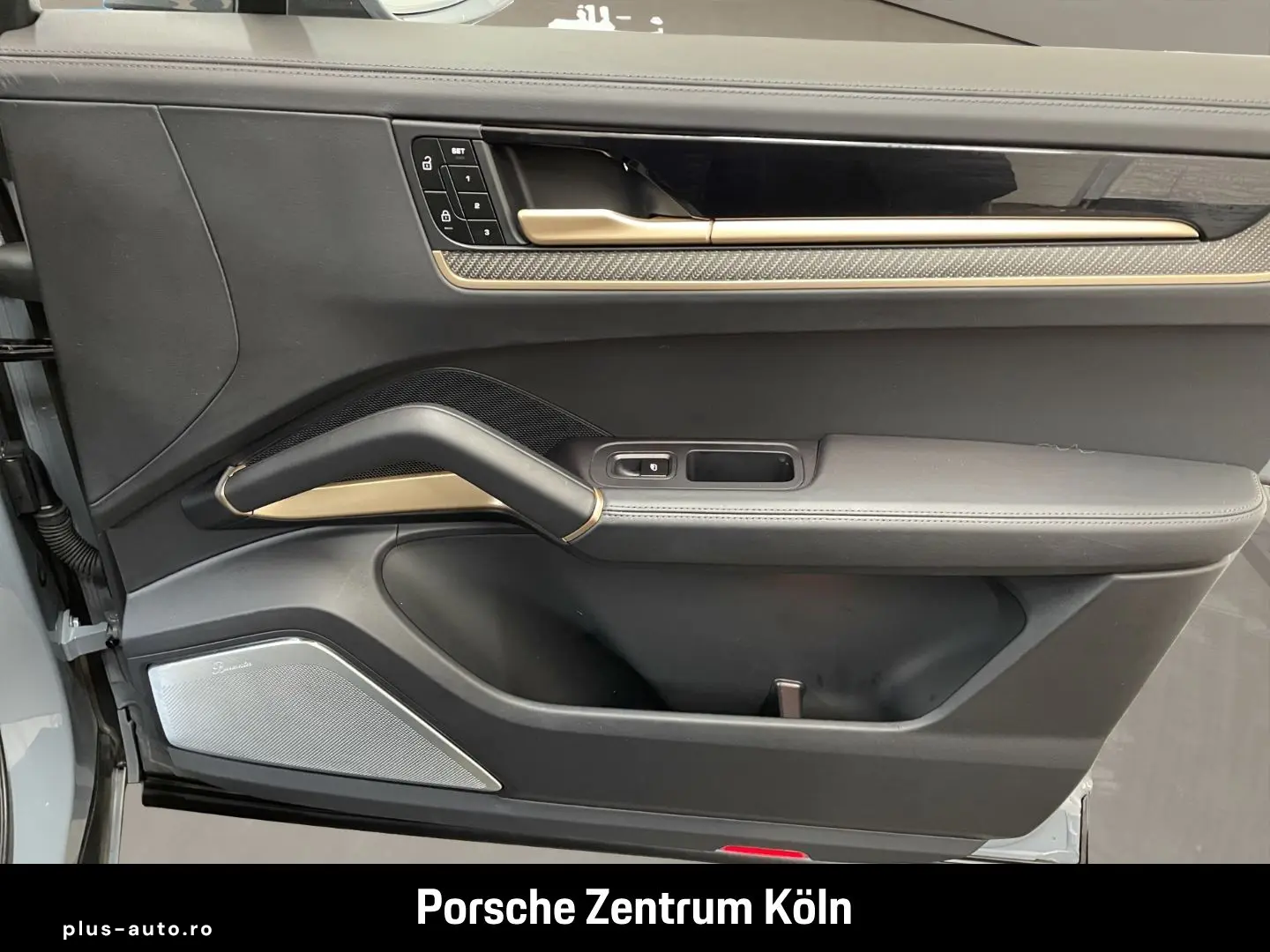 PORSCHE Cayenne S E-Hybrid Coupe Burmester HA-Lenkung