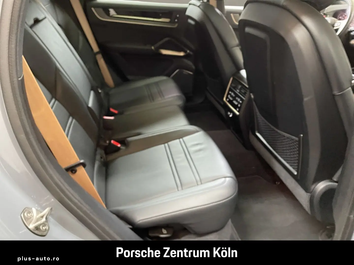 PORSCHE Cayenne S E-Hybrid Coupe Burmester HA-Lenkung