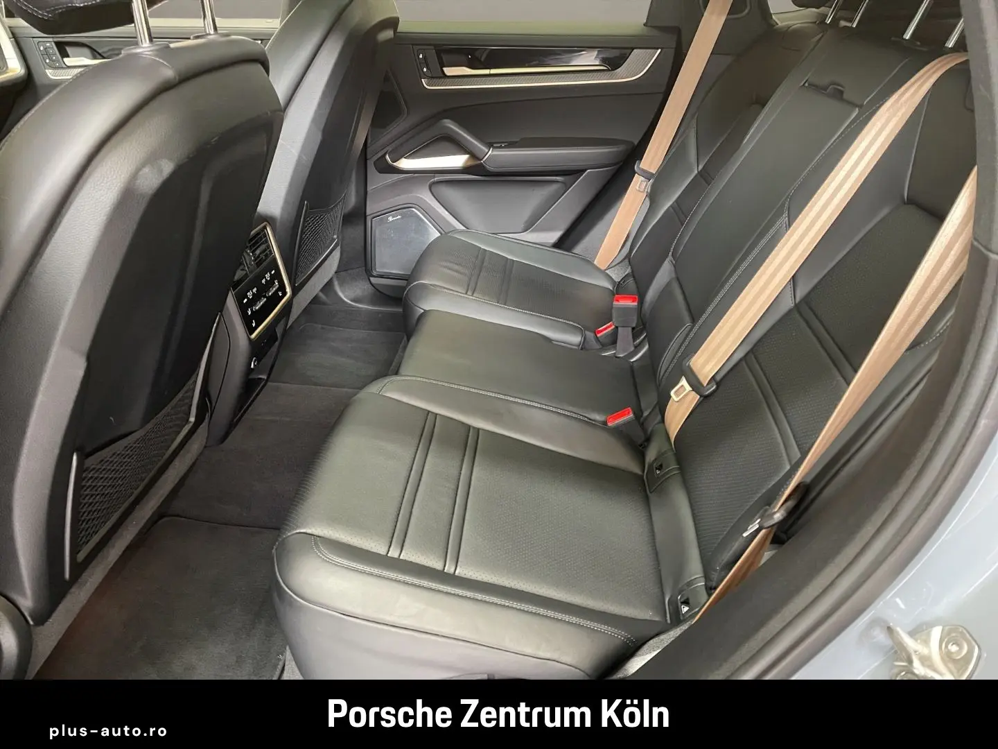 PORSCHE Cayenne S E-Hybrid Coupe Burmester HA-Lenkung