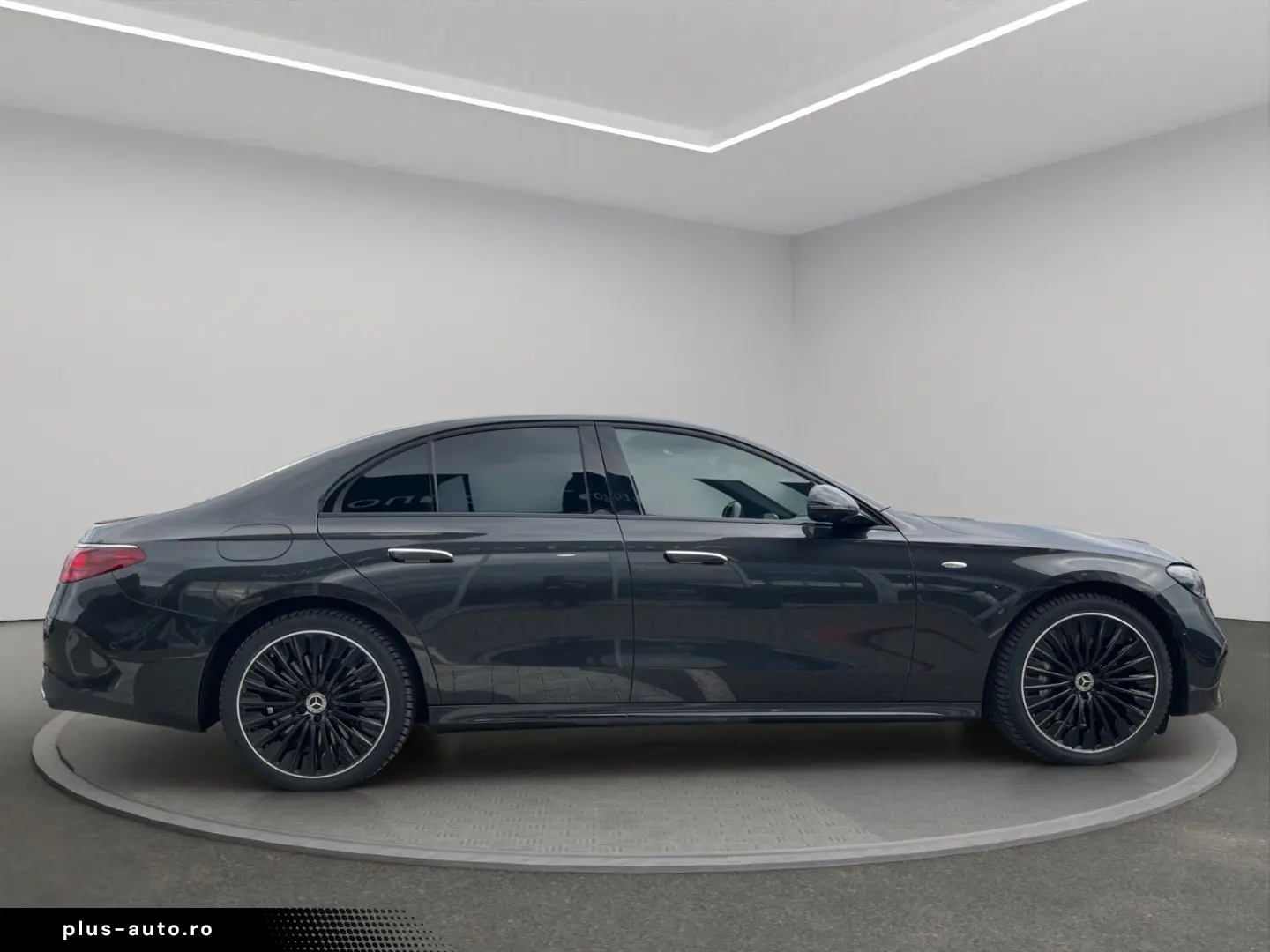 MERCEDES-BENZ E 300 E Limousine E 300 e 4Matic AMG Line