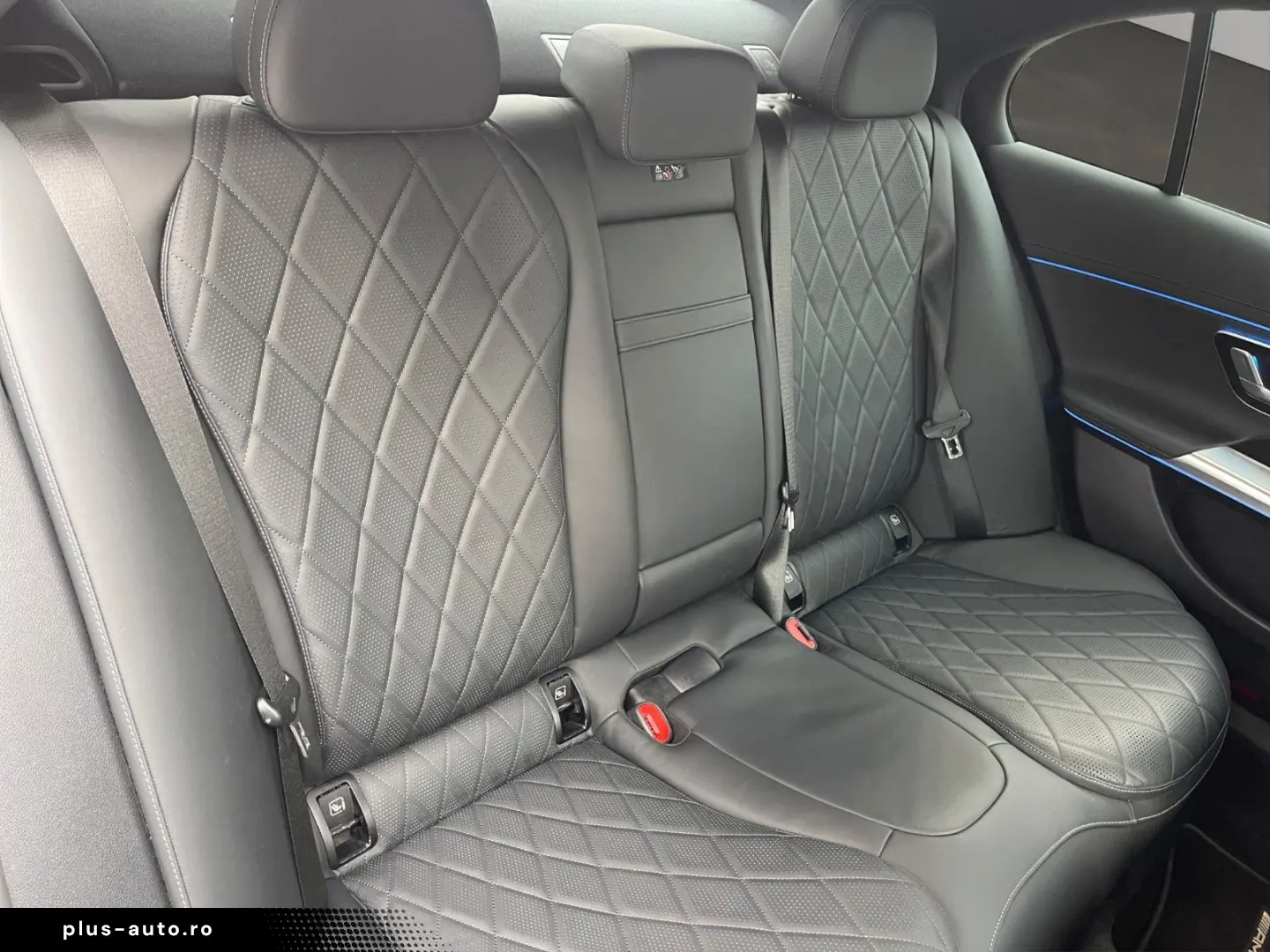 MERCEDES-BENZ E 300 E Limousine E 300 e 4Matic AMG Line