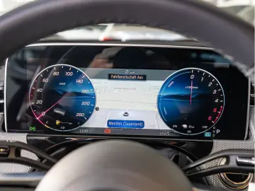 MERCEDES-BENZ E 300 de 4M AMG Sport Premium Distr. L&hellip;