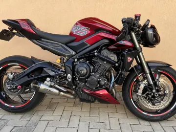 Triumph Street Triple 765 RS