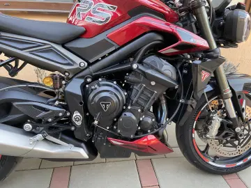 Triumph Street Triple 765 RS
