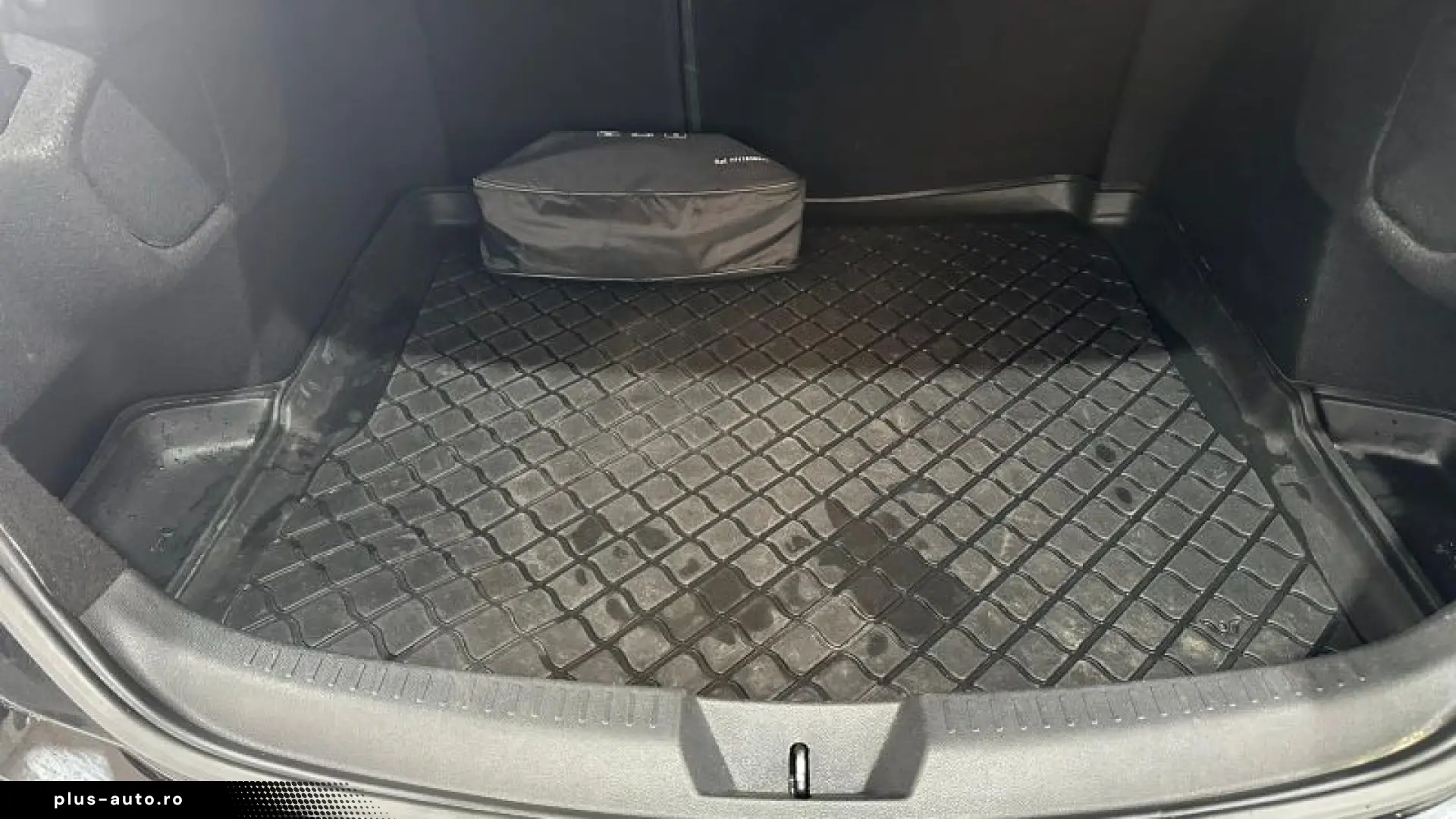 RENAULT MEGANE 1.3 TCe 159CP Intens