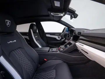 LAMBORGHINI Urus S 23  B&O PANO MASSAGE PARK-ASSIST ADP