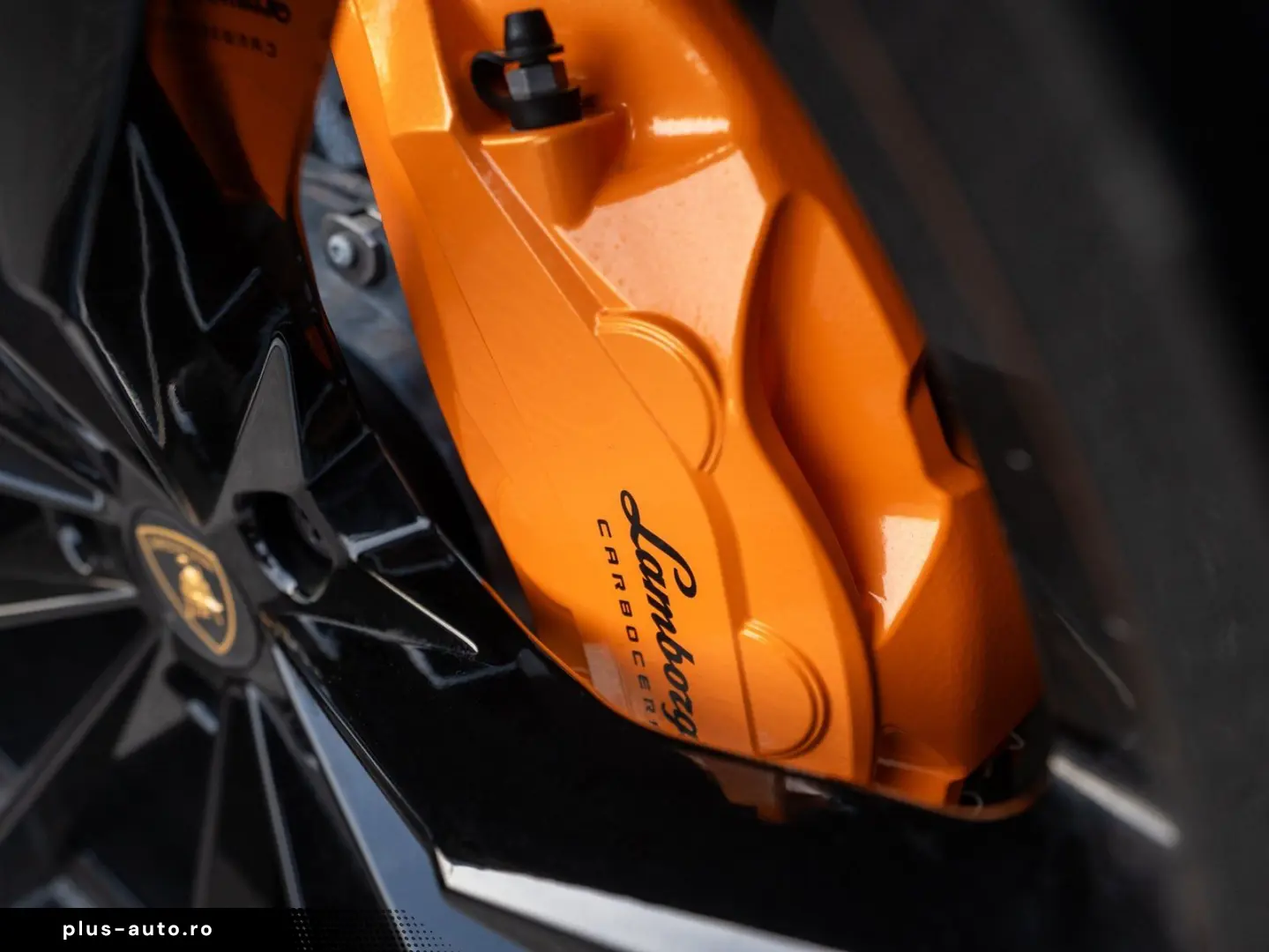 LAMBORGHINI Urus S 23  B&O PANO MASSAGE PARK-ASSIST ADP