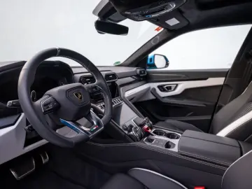 LAMBORGHINI Urus S 23  B&O PANO MASSAGE PARK-ASSIST ADP