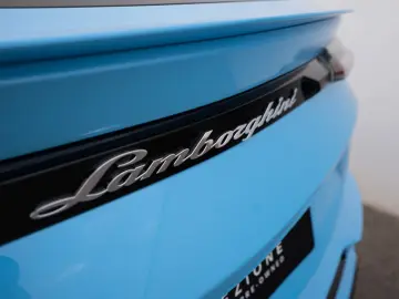 LAMBORGHINI Urus S 23  B&O PANO MASSAGE PARK-ASSIST ADP